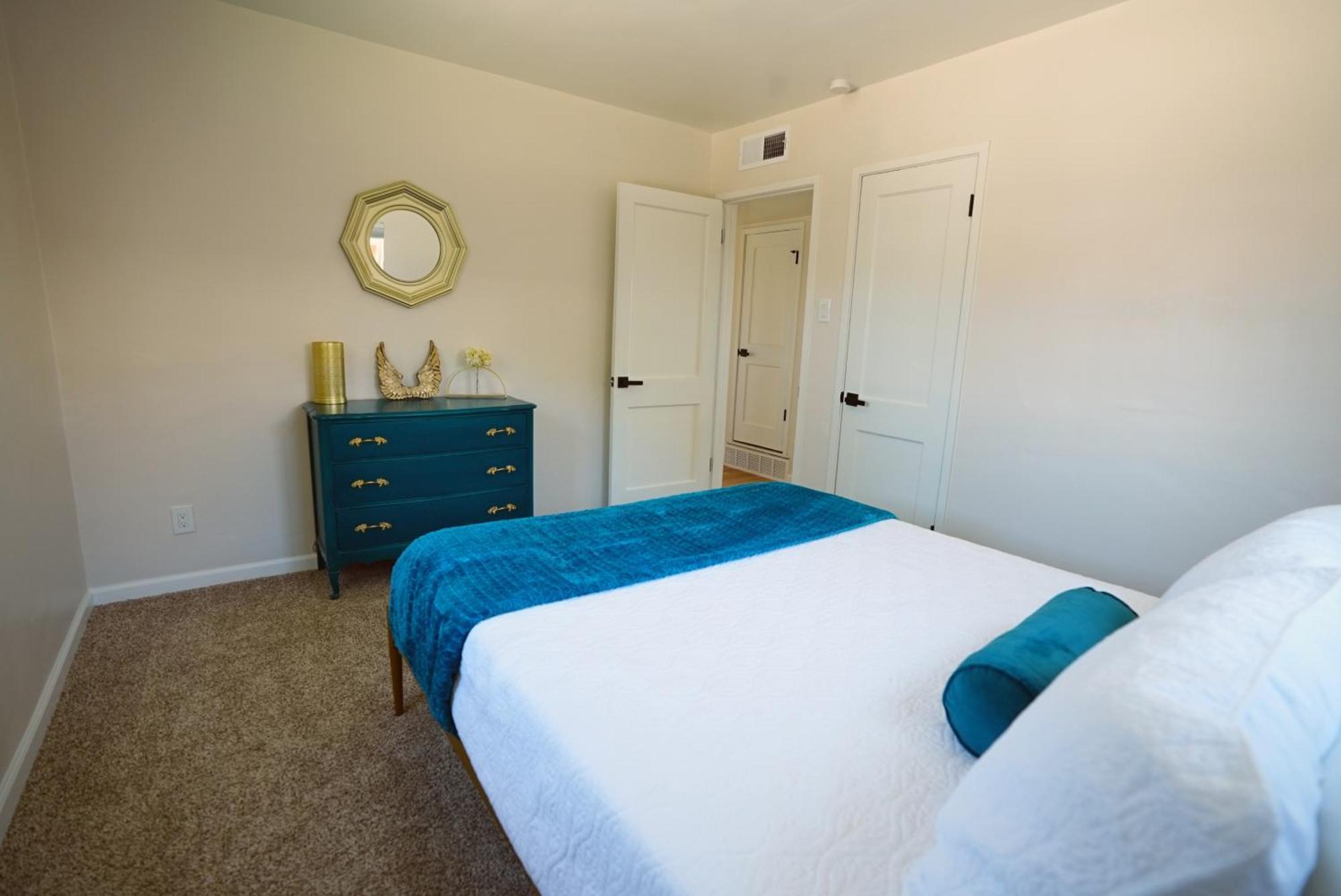 Centrally Located! Remodeled! Huge Backyard! The White House Albuquerque Eksteriør billede