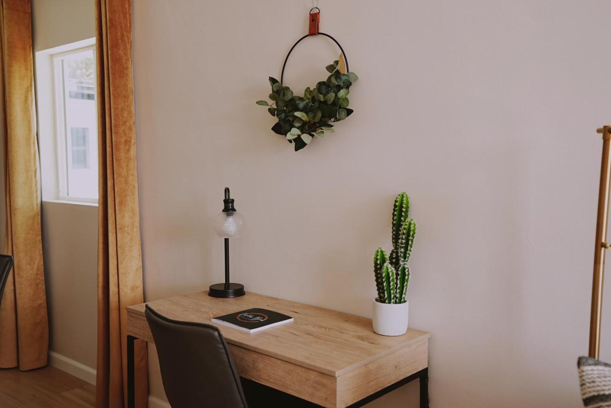 Centrally Located! Remodeled! Huge Backyard! The White House Albuquerque Eksteriør billede