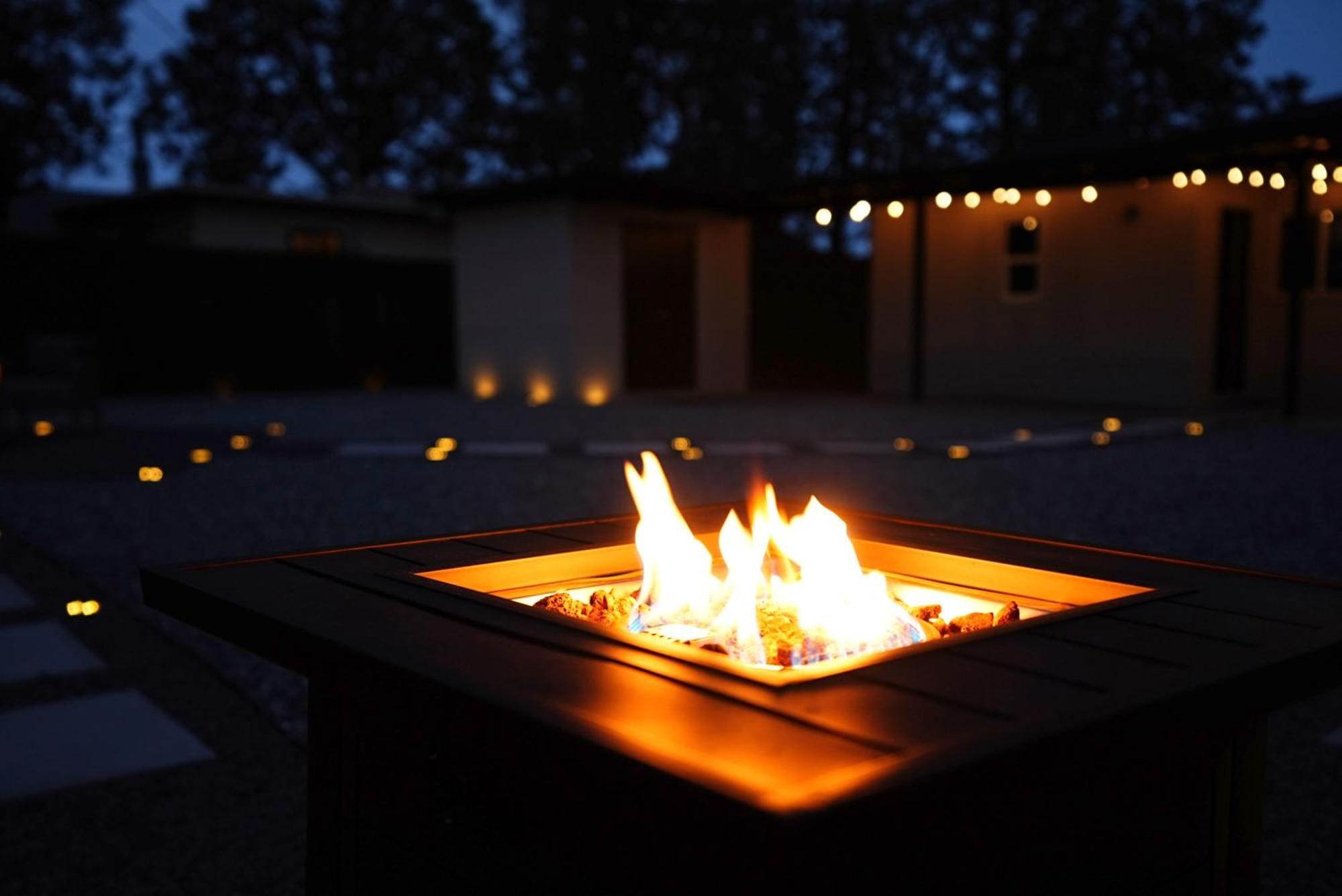 Centrally Located! Remodeled! Huge Backyard! The White House Albuquerque Eksteriør billede